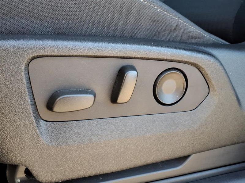 Chevrolet Silverado 1500 Trail Boss Custom Crew Cab 4WD 2022