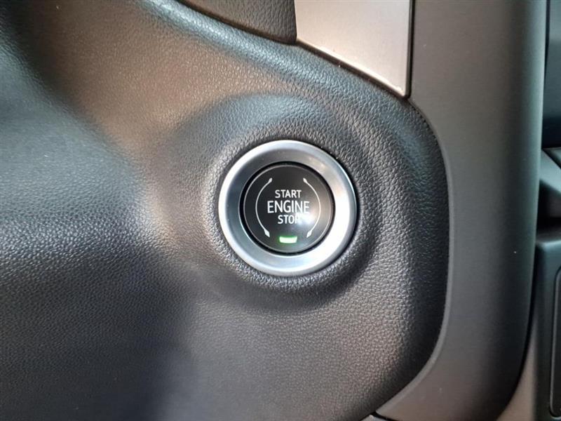 Chevrolet Silverado 1500 Trail Boss Custom Crew Cab 4WD 2022