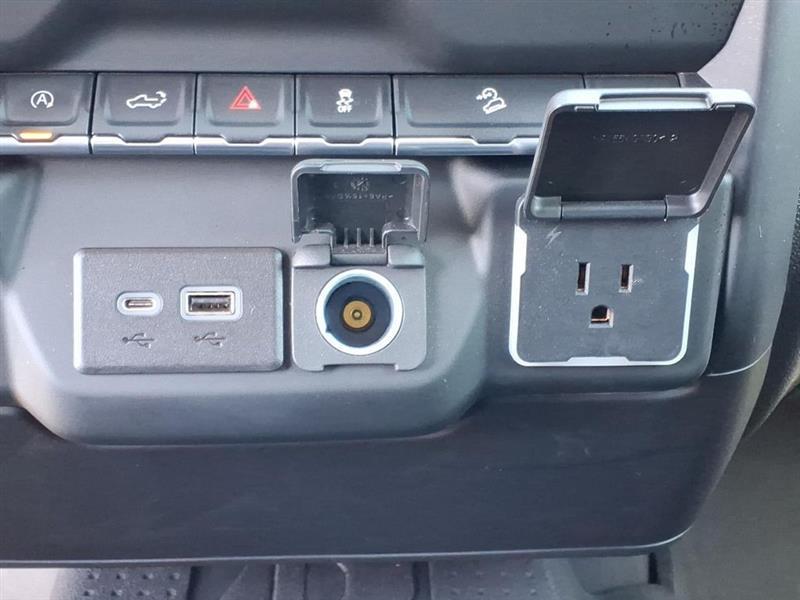 Chevrolet Silverado 1500 Trail Boss Custom Crew Cab 4WD 2022