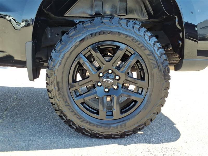 Chevrolet Silverado 1500 Trail Boss Custom Crew Cab 4WD 2022