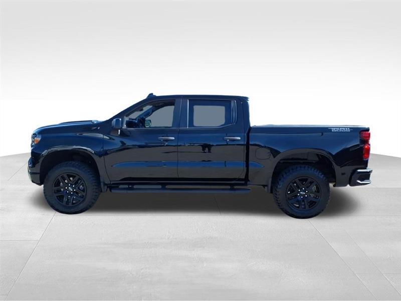 Chevrolet Silverado 1500 Trail Boss Custom Crew Cab 4WD 2022