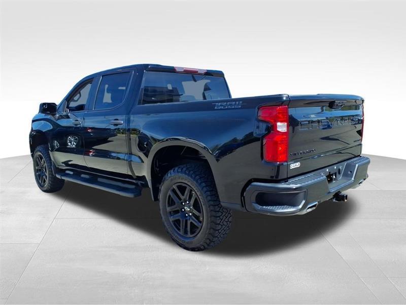 Chevrolet Silverado 1500 Trail Boss Custom Crew Cab 4WD 2022