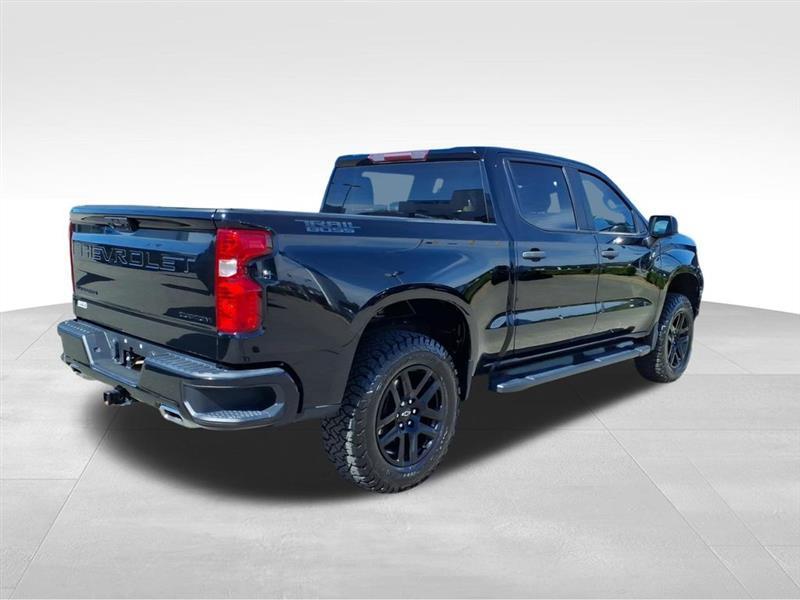 Chevrolet Silverado 1500 Trail Boss Custom Crew Cab 4WD 2022