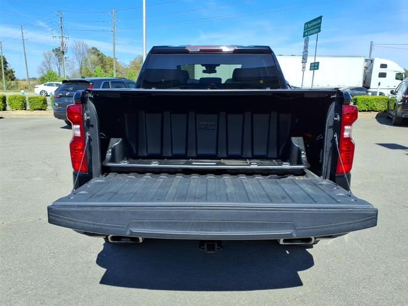 Chevrolet Silverado 1500 Trail Boss Custom Crew Cab 4WD 2022
