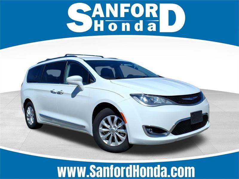2019 Chrysler Pacifica Touring-L
