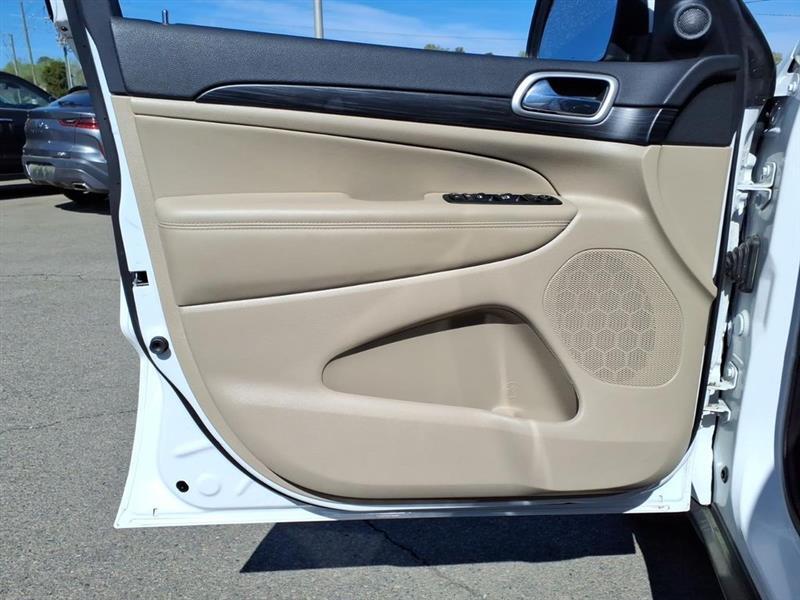 Jeep Grand Cherokee WK Laredo E 2022