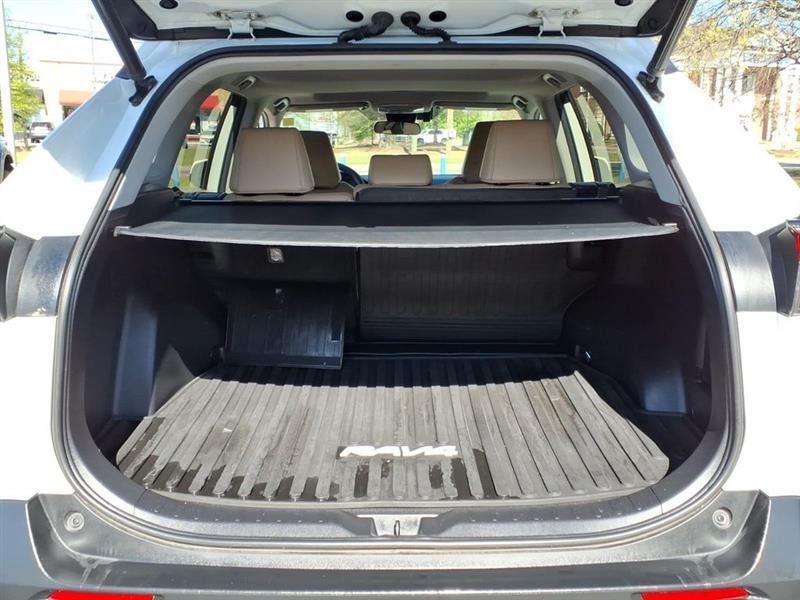 Toyota RAV4 XLE Premium AWD 2021