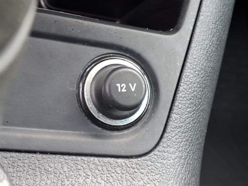 Volkswagen Tiguan S 2017