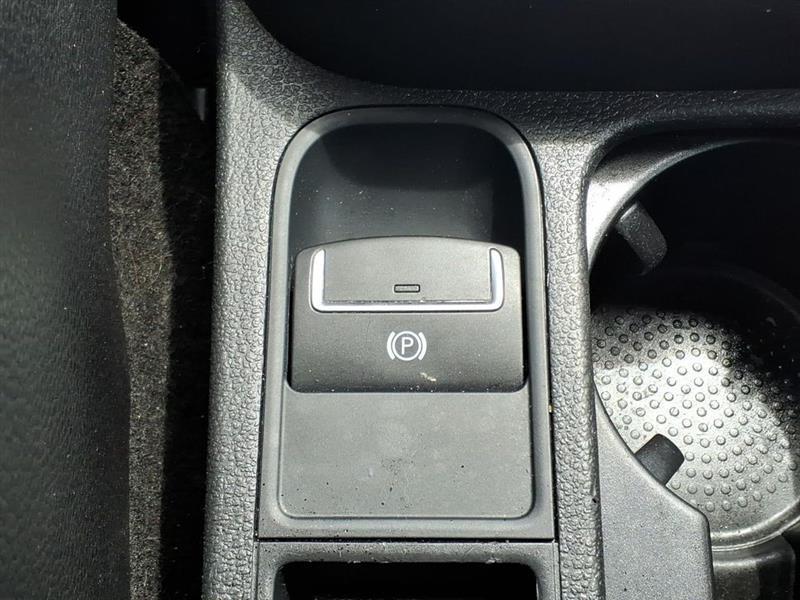 Volkswagen Tiguan S 2017