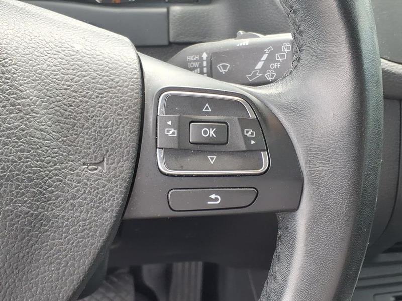 Volkswagen Tiguan S 2017