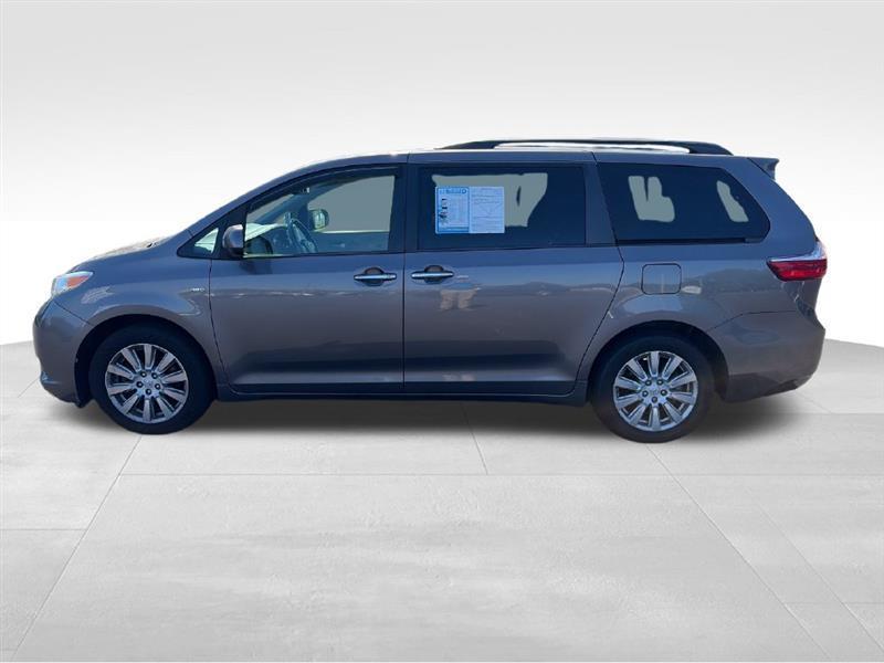 Used 2017 Toyota Sienna XLE with VIN 5TDDZ3DC3HS165952 for sale in Sanford, NC