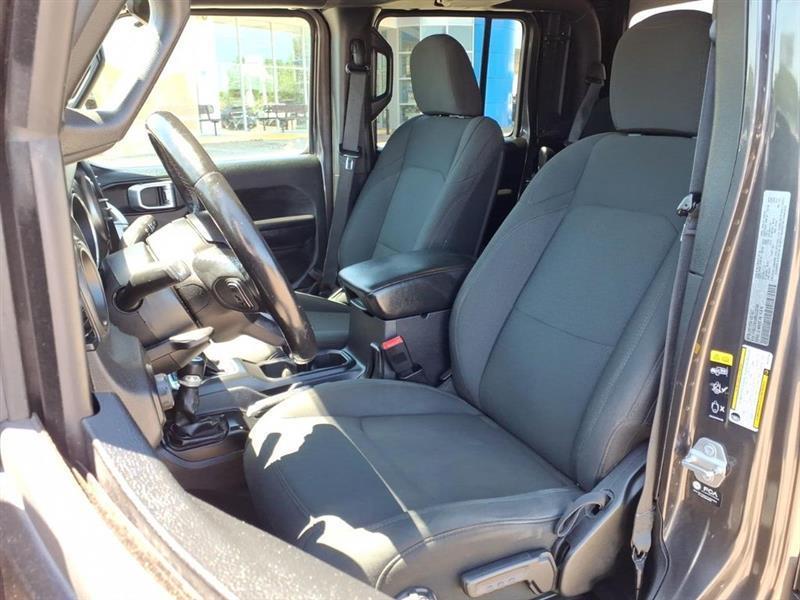 Jeep Gladiator Sport S 2021