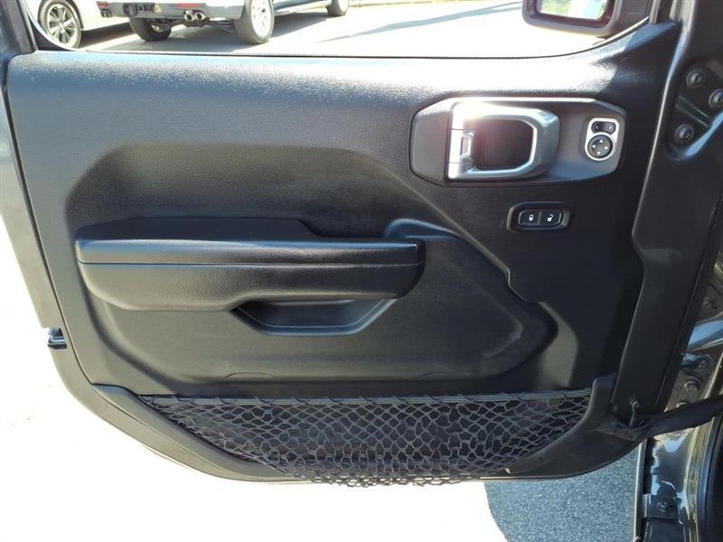 Jeep Gladiator Sport S 2021