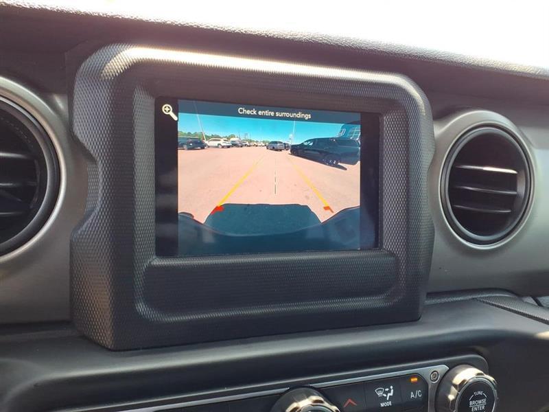 Jeep Gladiator Sport S 2021