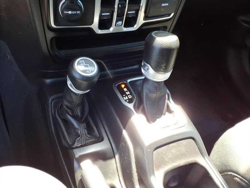 Jeep Gladiator Sport S 2021