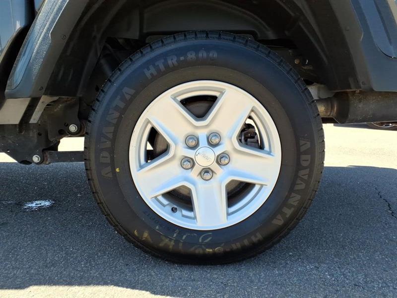 Jeep Gladiator Sport S 2021