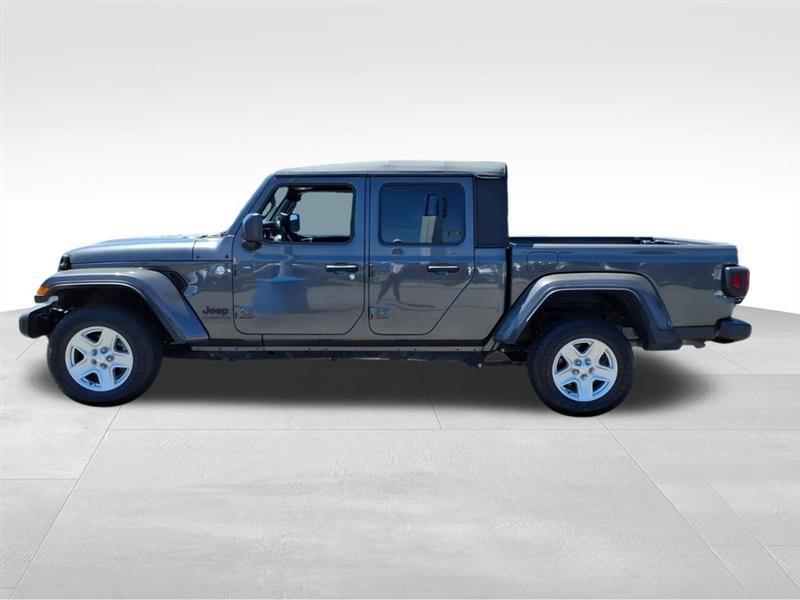 Jeep Gladiator Sport S 2021