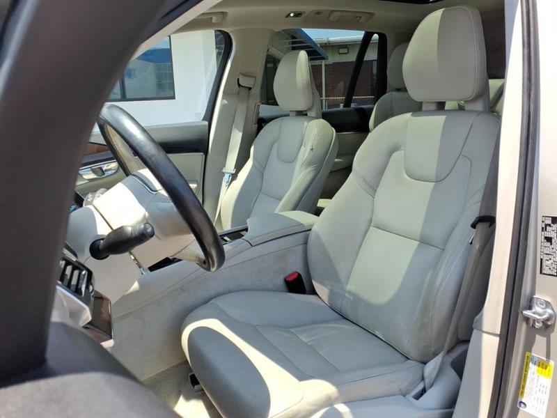 Volvo XC90 T6 Momentum AWD 2016