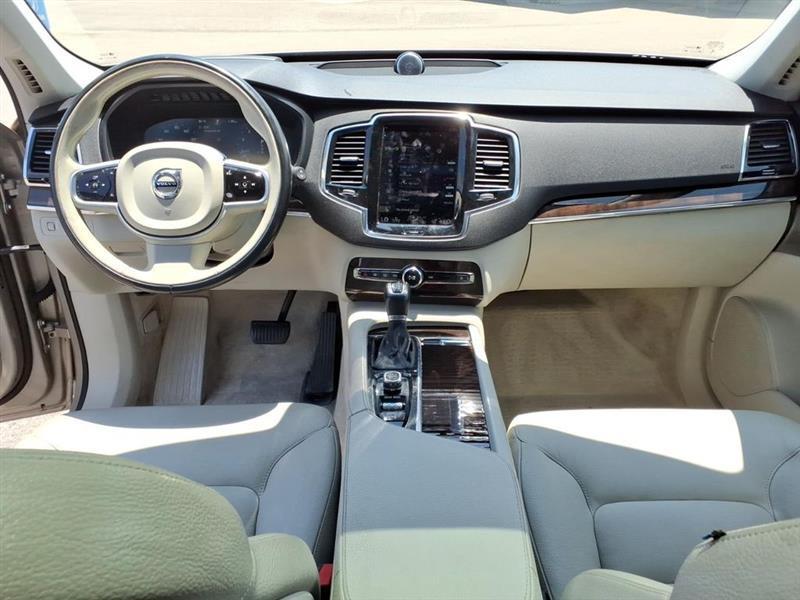 Volvo XC90 T6 Momentum AWD 2016