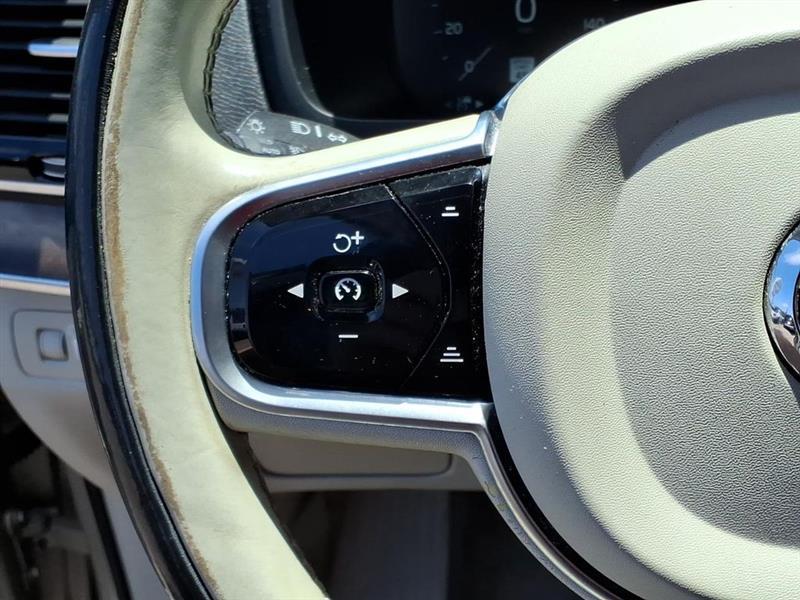 Volvo XC90 T6 Momentum AWD 2016