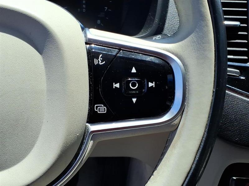 Volvo XC90 T6 Momentum AWD 2016