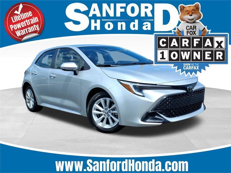 Toyota Corolla SE Hatchback 2025