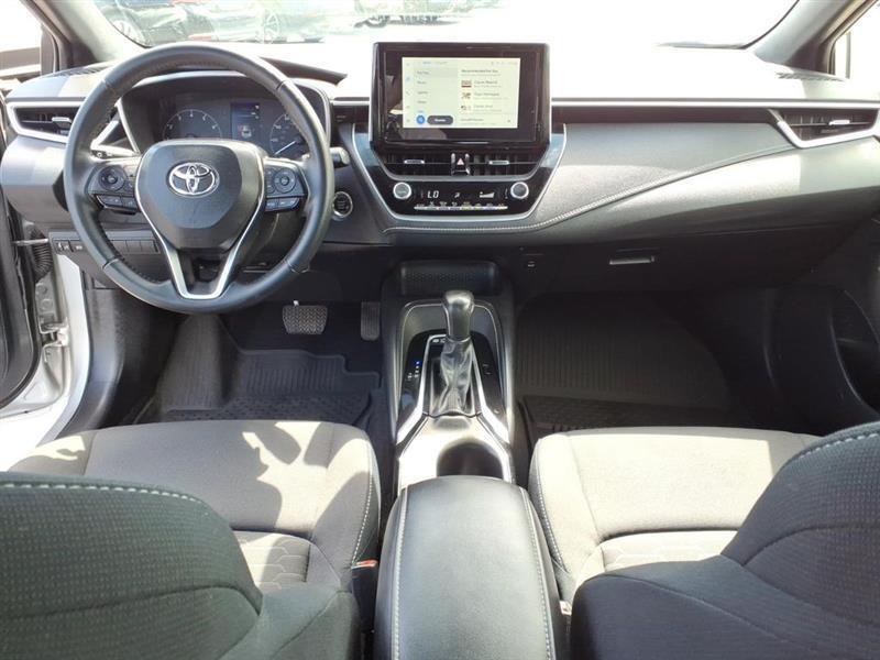 Toyota Corolla SE Hatchback 2025