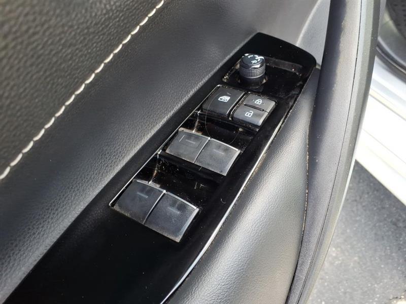 Toyota Corolla SE Hatchback 2025