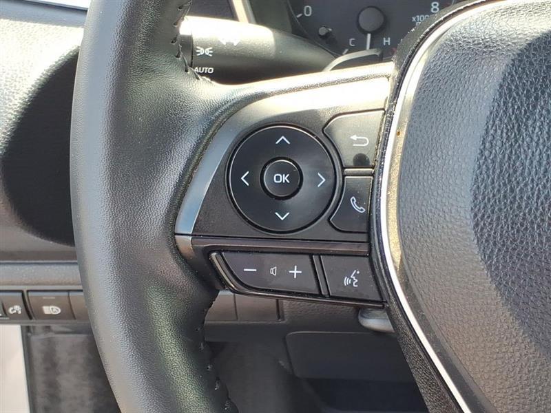 Toyota Corolla SE Hatchback 2025