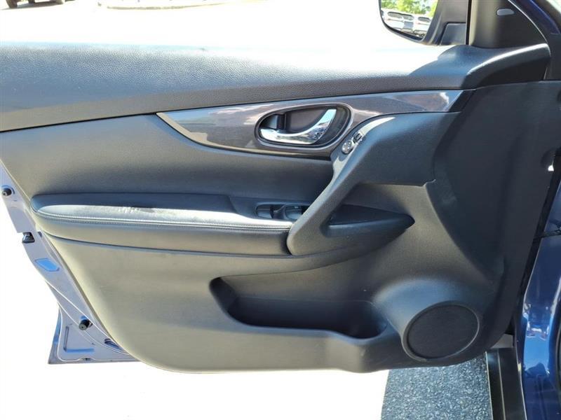 Nissan Rogue SV AWD 2017