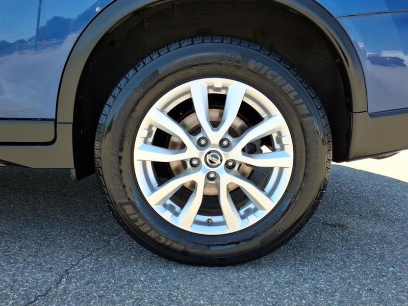 Nissan Rogue SV AWD 2017