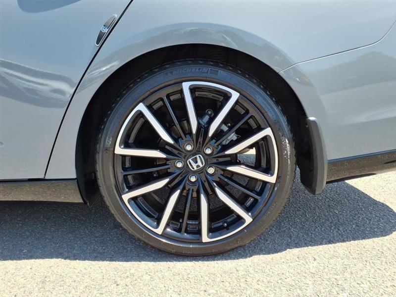 Honda Accord Touring Hybrid 2024