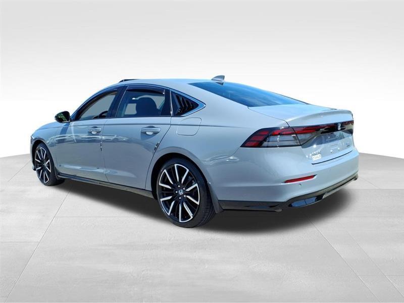 Honda Accord Touring Hybrid 2024