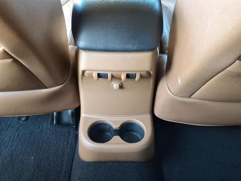 Jeep Wrangler Unlimited Sahara 4WD 2014