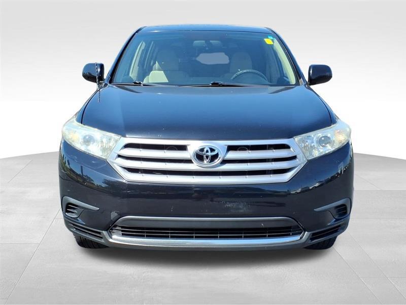 Toyota Highlander Base 4WD 2011