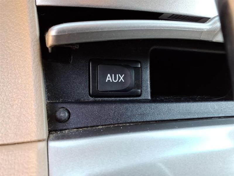 Toyota Highlander Base 4WD 2011