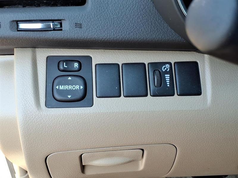 Toyota Highlander Base 2WD 2009