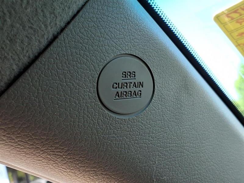 Toyota Highlander Base 2WD 2009