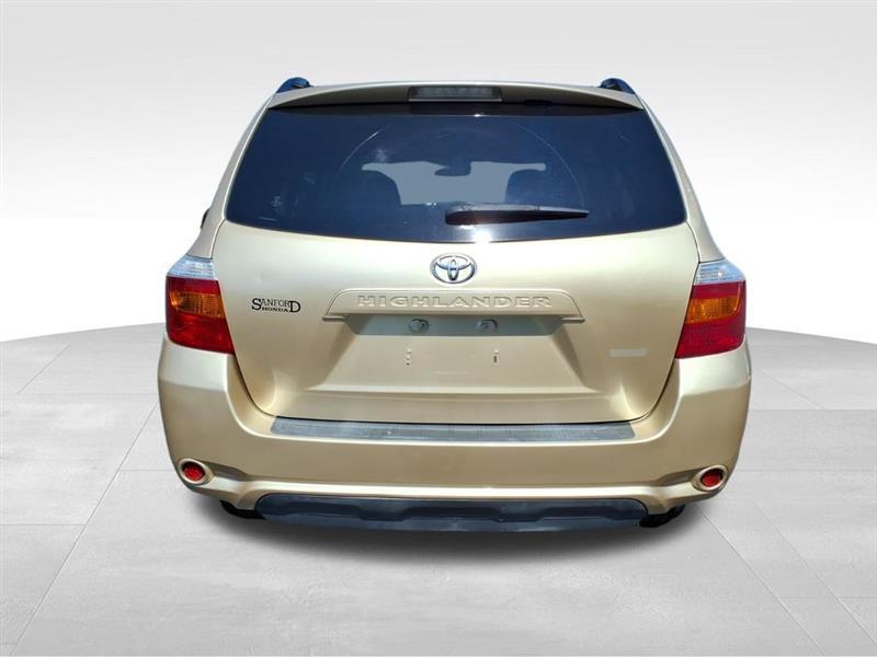 Toyota Highlander Base 2WD 2009