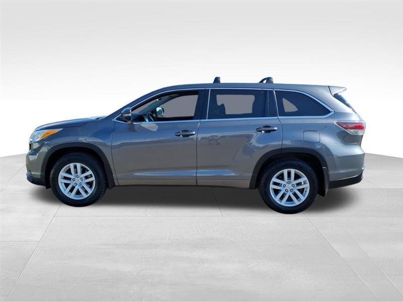 Toyota Highlander LE AWD V6 2014