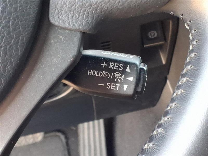 Lexus IS 300 RWD 2021