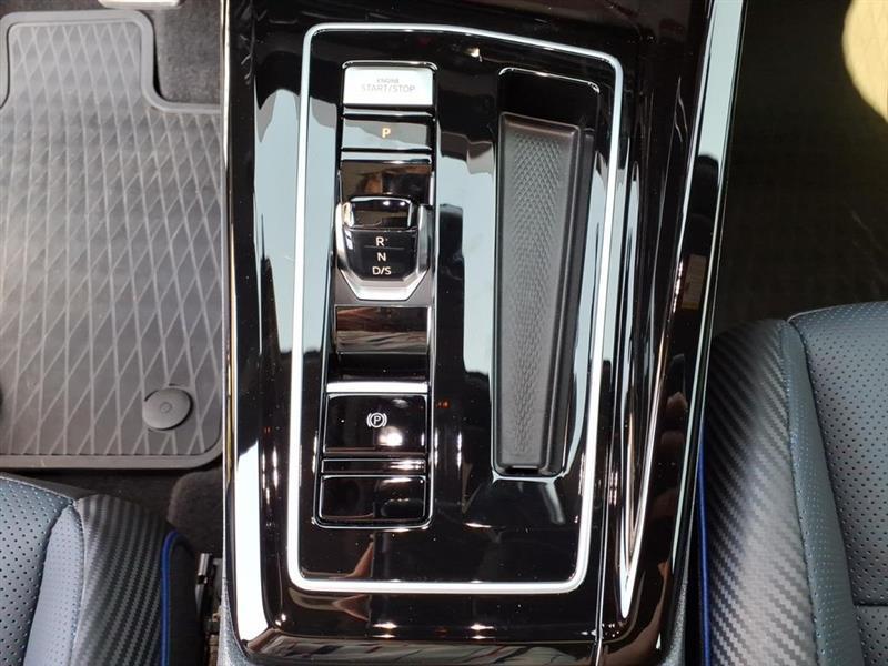 Volkswagen Golf R 2.0 TSI 2026