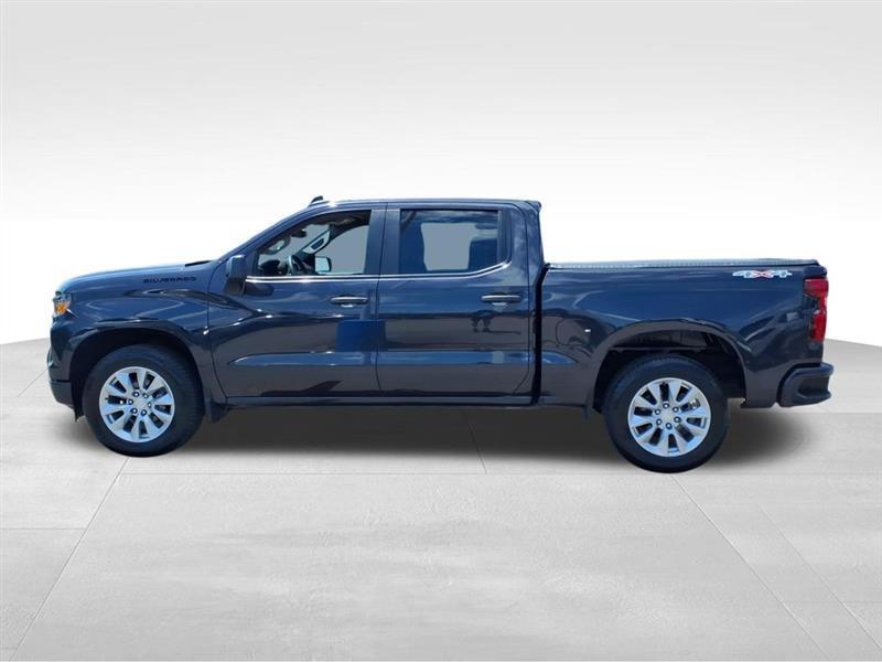 Chevrolet Silverado 1500 Custom Crew Cab 4WD 2023