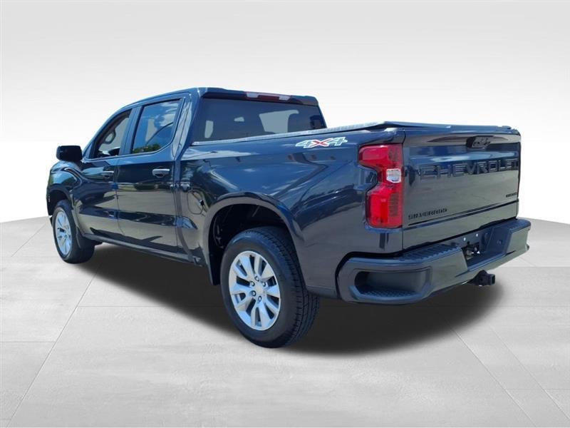 Chevrolet Silverado 1500 Custom Crew Cab 4WD 2023