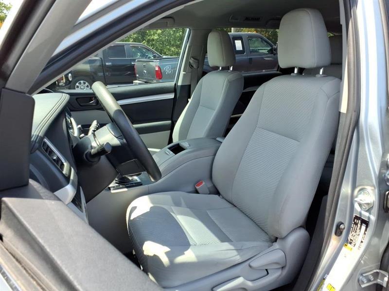Toyota Highlander LE Plus AWD V6 2019
