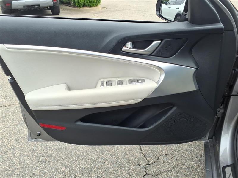 Genesis G70 2.5T 2024