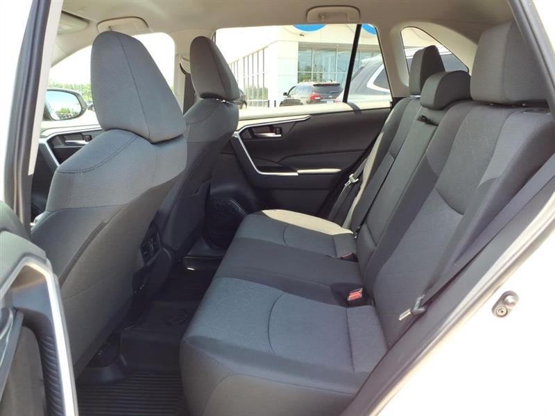 Toyota RAV4  2024
