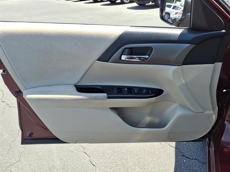 Honda Accord LX Sedan CVT 2013