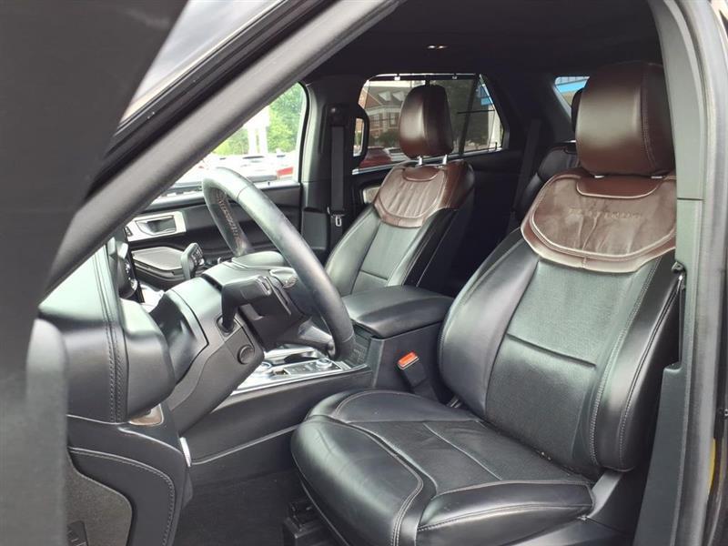 Ford Explorer Platinum AWD 2020