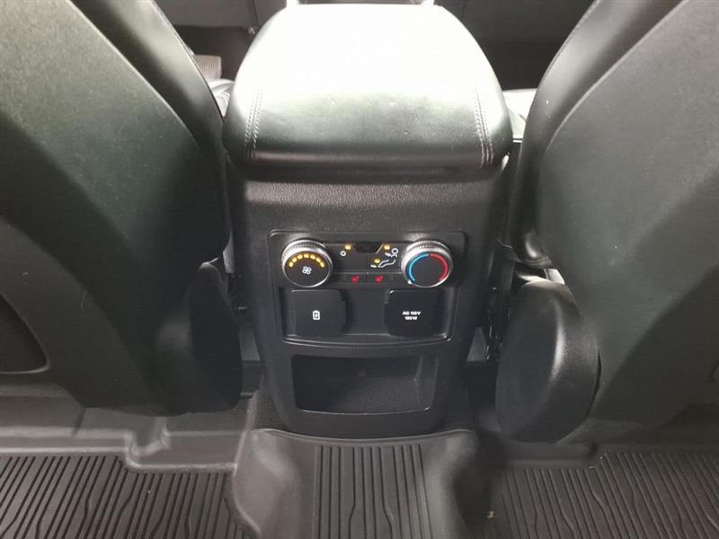2020 Ford Explorer Platinum - Photo 7